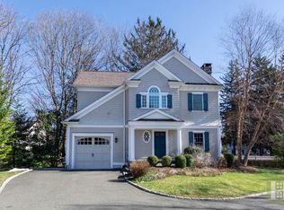 25 Old Stamford Rd, New Canaan, CT 06840