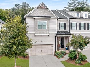 5010 River Rapids Dr, Roswell, GA 30076