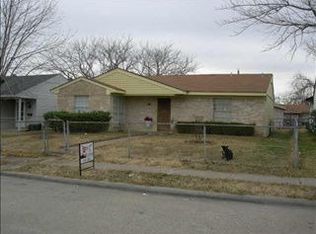 9655 Oak Gate Ln, Dallas, TX 75217