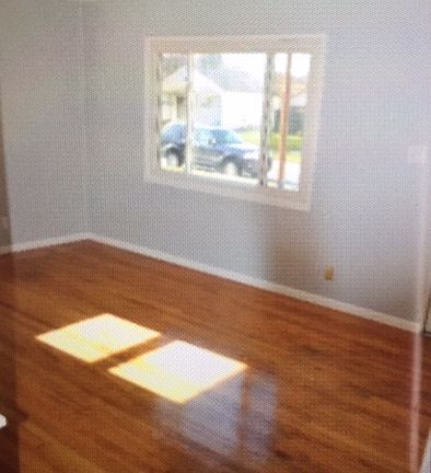 3rd image of 214 E Circle Dr