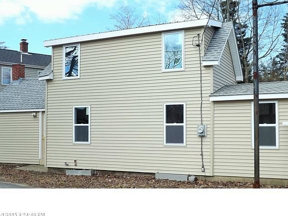3rd image of 107 Saco Ave
