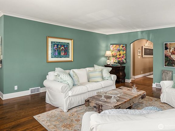 5th image of 847 NE 85th Street