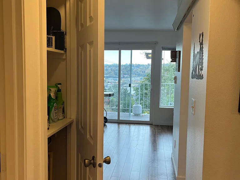 Top of the Fifth — Photo 18