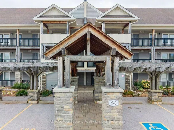 8 Brandy Lane Dr #306, Collingwood, ON L9Y 0X4