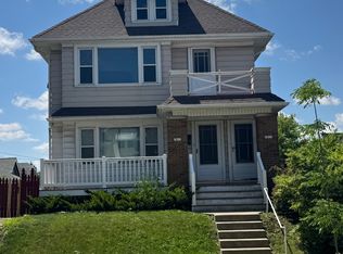 1811 E Menlo Blvd #2, Milwaukee, WI 53211