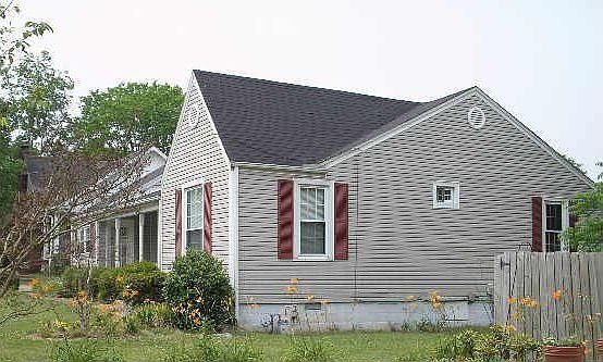 front right - bedroom side