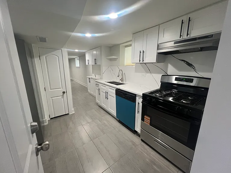 5624 N Marmora Ave #B — Photo 1