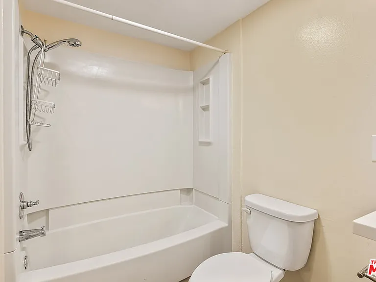 4755 Templeton St #2115 — Photo 28