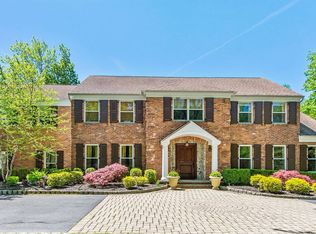 73 Geiger Ln, Warren, NJ 07059