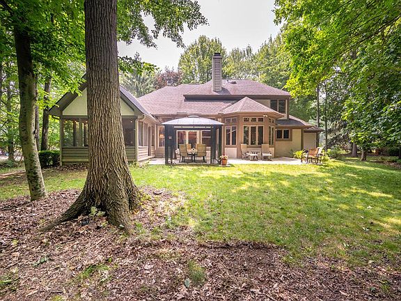 5th image of 6619 Blackhawk Cir