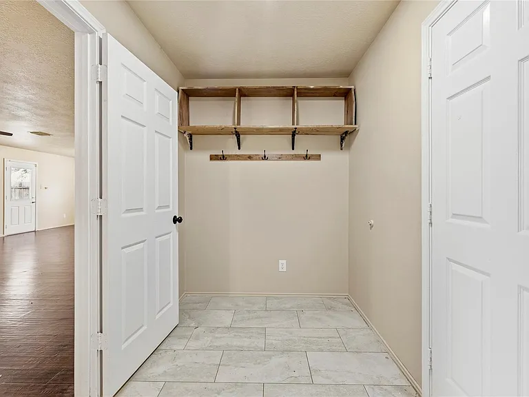 19526 Cliffsage Ct — Photo 30