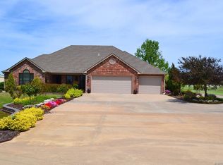 2683 E Woodview St, Oologah, OK 74053