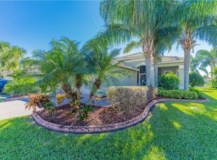 15733 Crystal Waters Dr, Wimauma, FL 33598