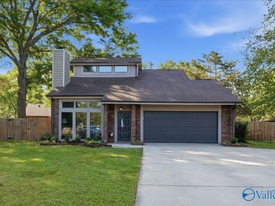 1902 Helmsdale Cir SE, Huntsville, AL, 35803
