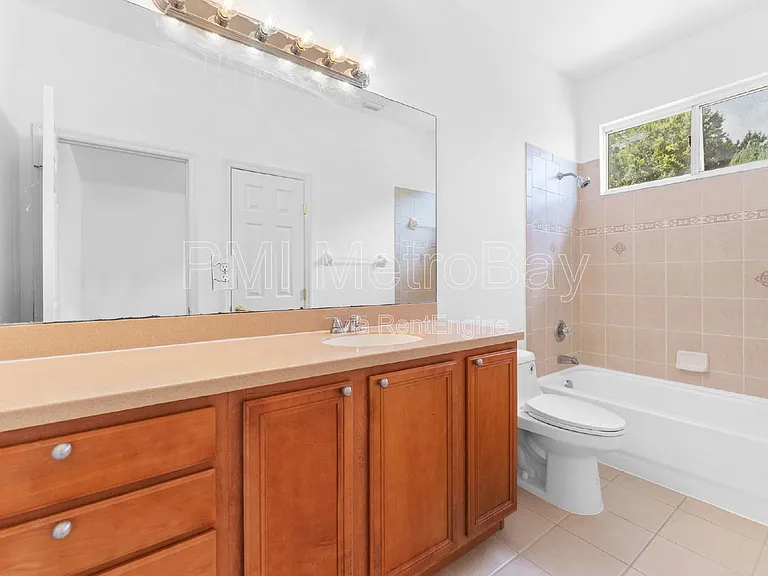 10886 Cory Lake Dr — Photo 19