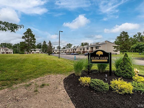 2nd image of 44 Bee Hunter Ct Unit B