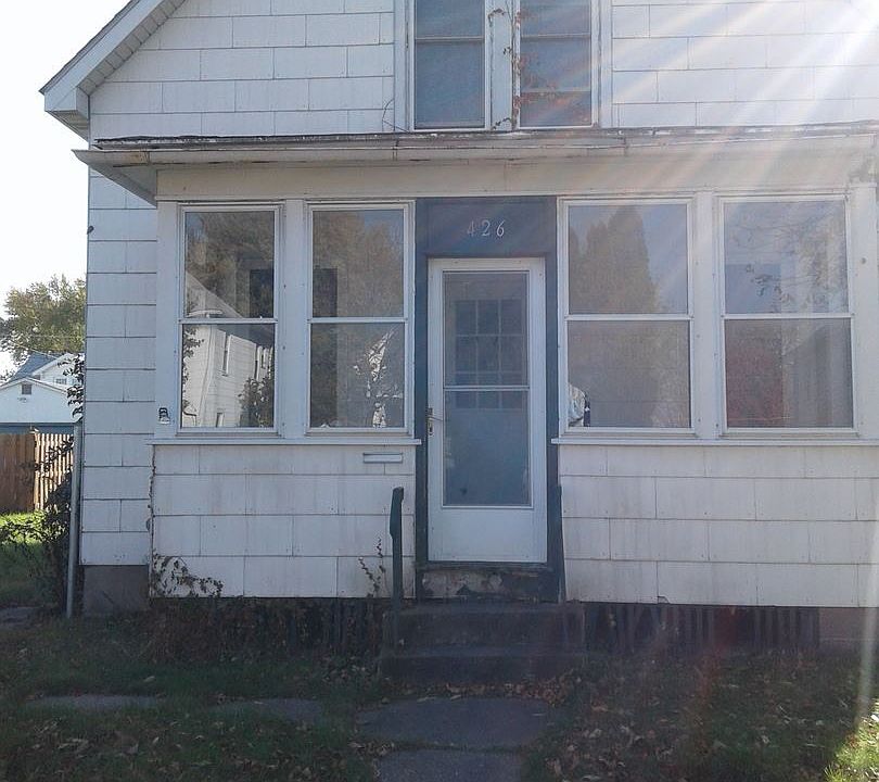 1st image of 426 18th Avenue A