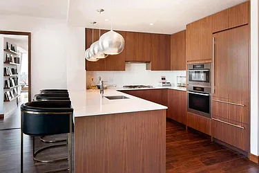 Rented by R New York