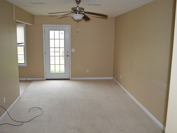 3rd image of 167 Twin Lakes Dr