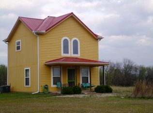 3797 Idaho Rd, Pomona, KS 66076