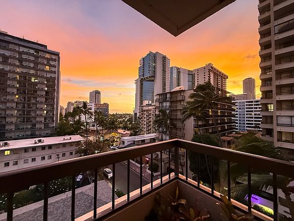 5th image of 2215 Aloha Dr #7N