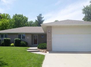 1501 S 5th Ave, Beatrice, NE 68310