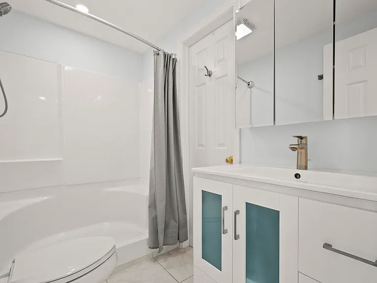 400 Wilma Cir #207 — Photo 23