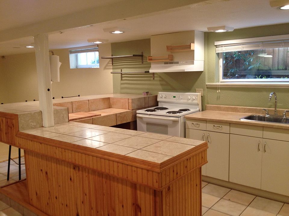 1st image of 6413 9th Ave NW #B