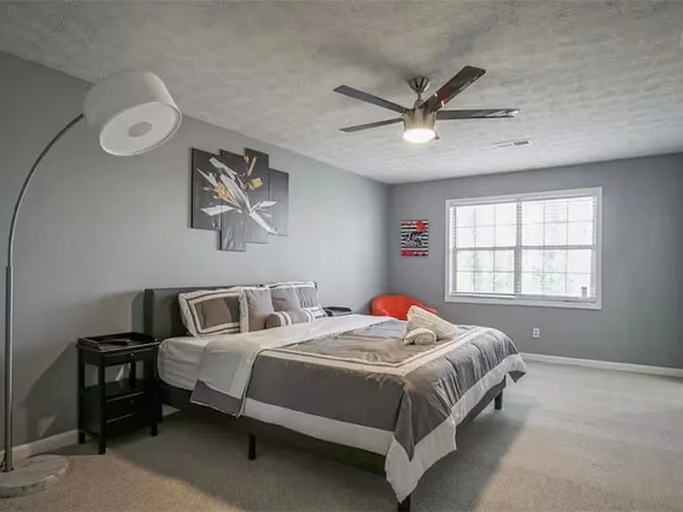 846 Park Pl NE — Photo 6