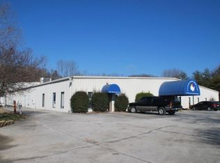 2901 Breezewood Ln, Knoxville, TN 37921