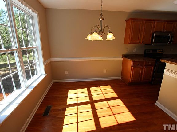 5th image of 265 Old English Ct