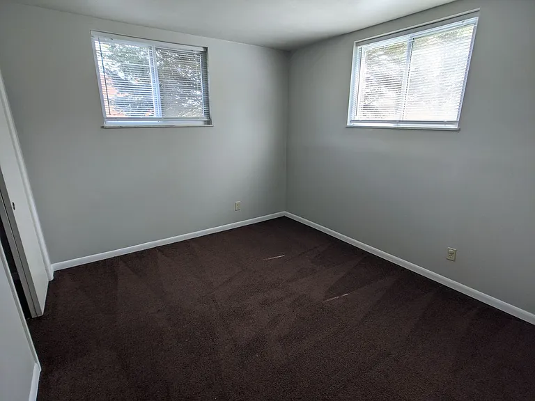 600 Wooddale Ter — Photo 20