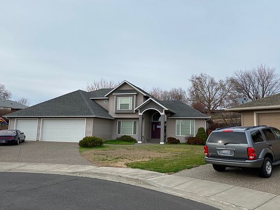 2nd image of 502 SE Mockingbird Dr