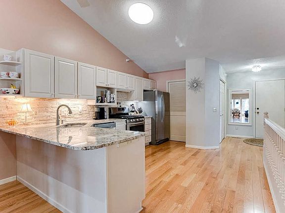 5th image of 10615 44th Ave N APT A