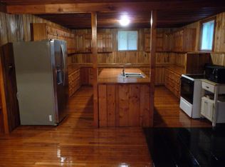 1814 69th St, Windsor Heights, IA 50324