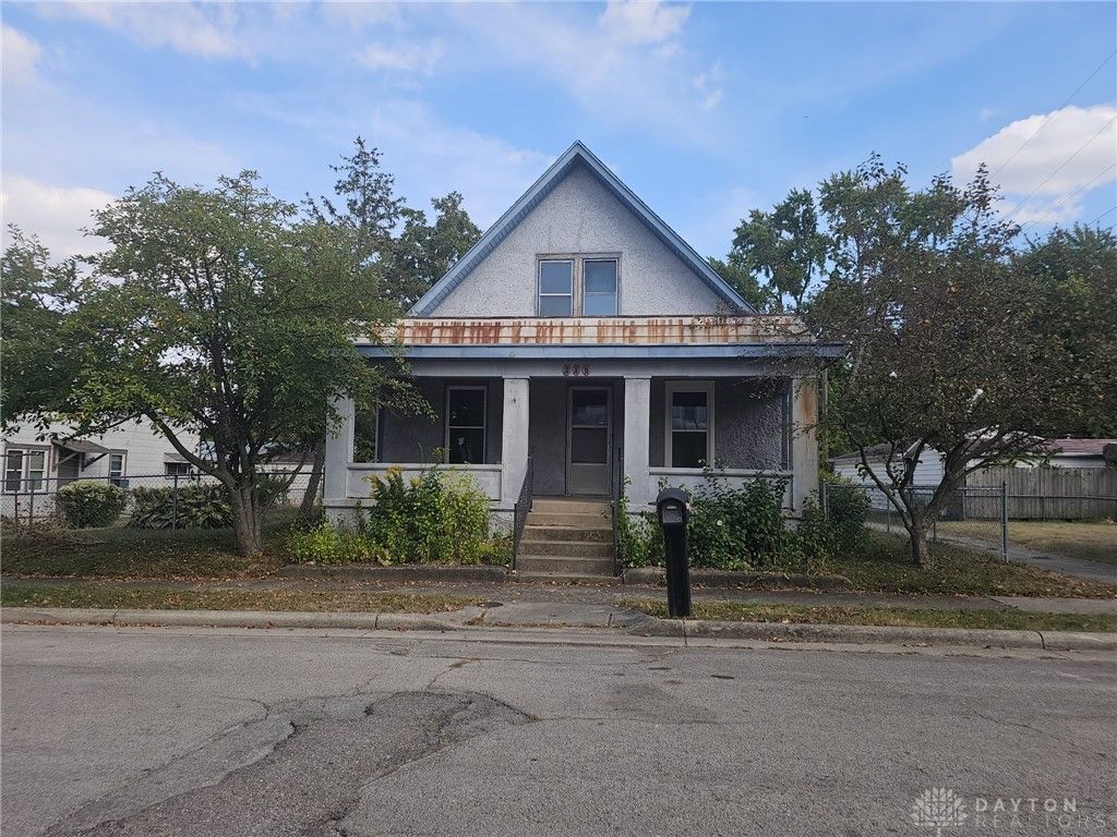 Real estate listing image