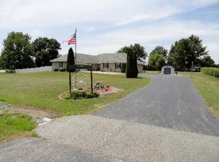 25820 S Hilltop Rd, Crete, IL 60417