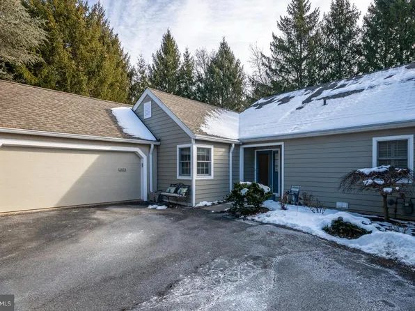 1979 Meadow Ln, Wyomissing, PA 19610