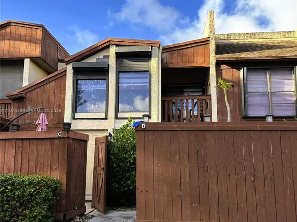 6937 SW 115th Pl #C37, Miami, FL 33173