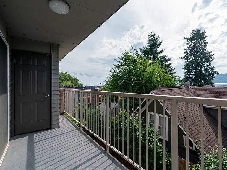 Queen Anne 9 — Photo 29