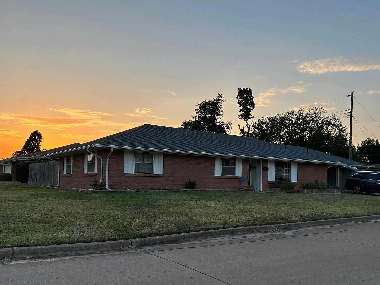 3 bed, 1496 sqft, $1,700 — Photo 1