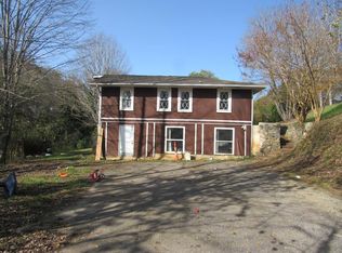 22 Paul Cooper Rd, Whittier, NC 28789