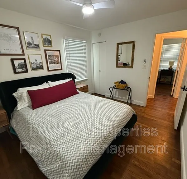 608 W 25th St #1 — Photo 9