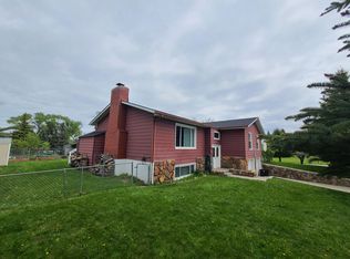 608 Brookside Pl, Dayton, WY 82836