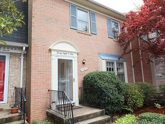 2nd image of 2809 Lafora Ct