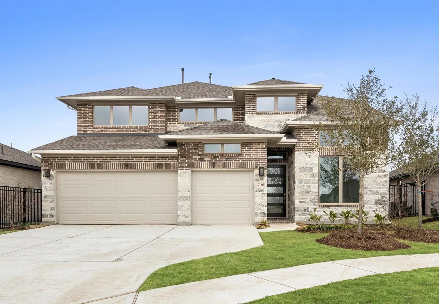 4 bed, 3.5 bath, 3209 sqft, $4,450 — Photo 1