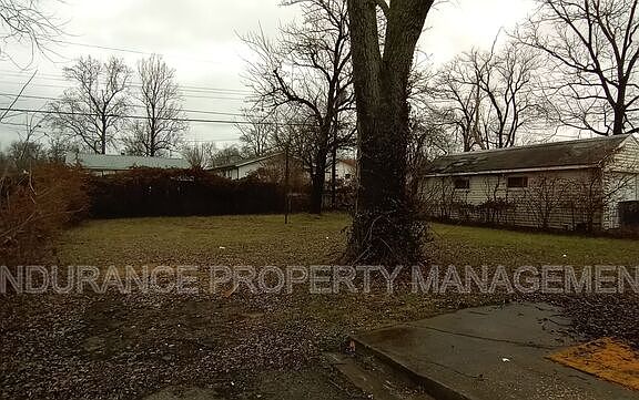 5th image of 4013 Prescott Ave