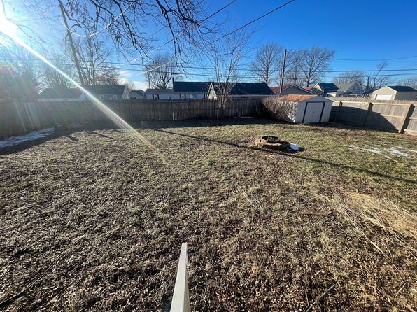 309 S Eastview St, Fort Branch, IN 47648