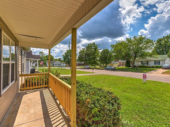5th image of 2119 Halligen Ct