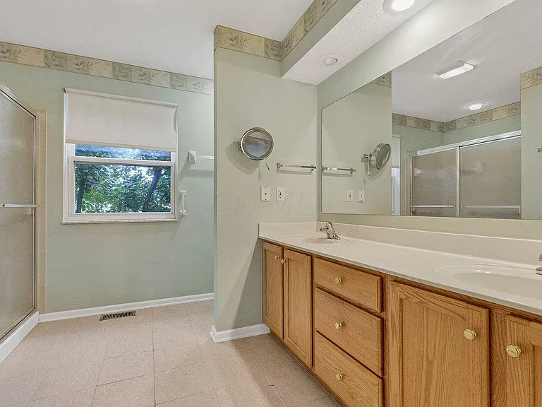 2691 Abbey Knoll Dr — Photo 12